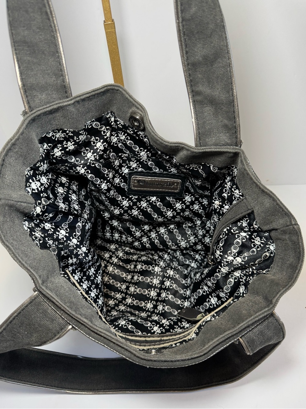 Loungefly Dia De Los Muertos (Sugar Skull) Embroidered Denim Tote Bag - Picture 6 of 7